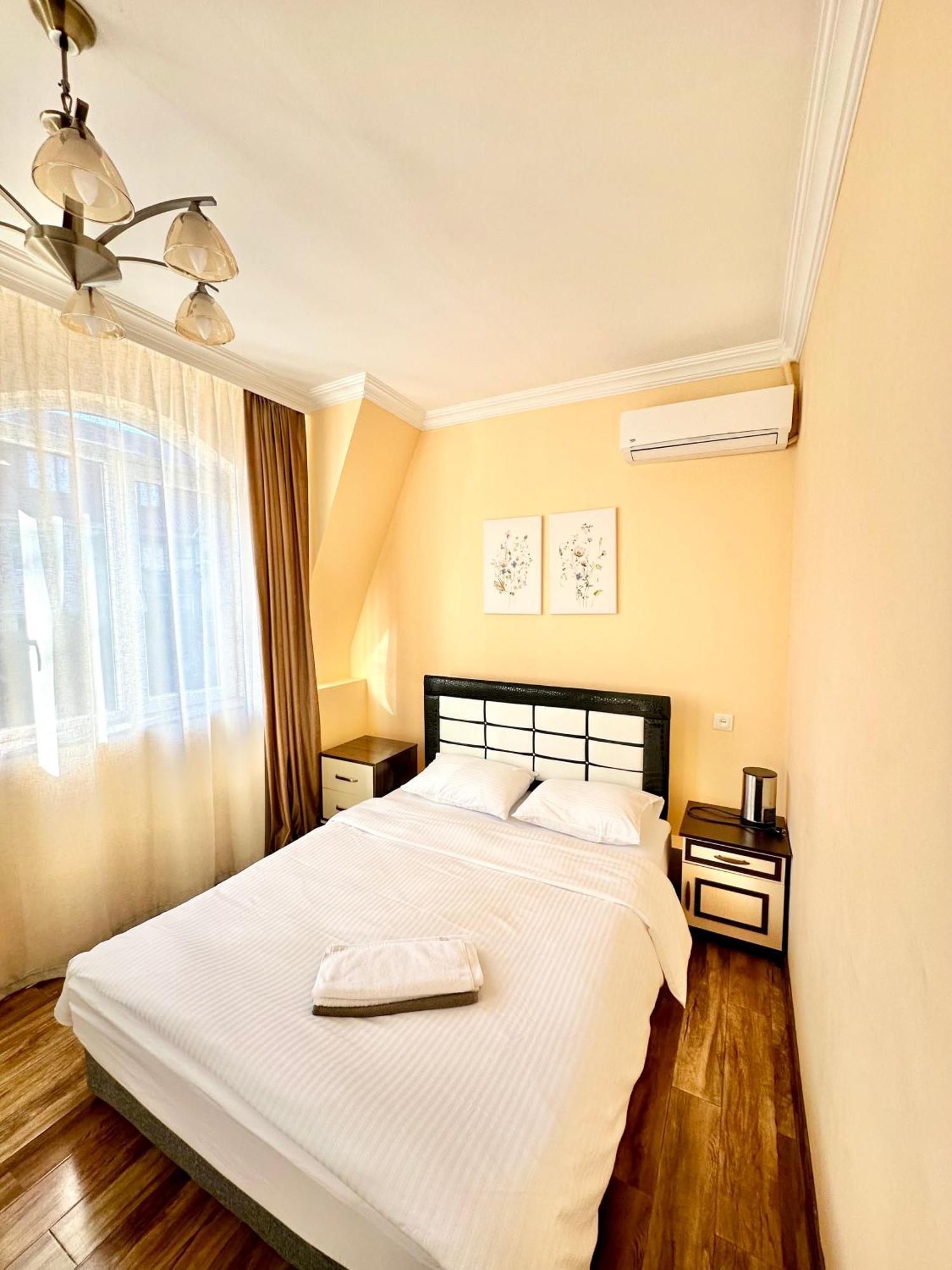Old Clty Hotel Batum Dış mekan fotoğraf