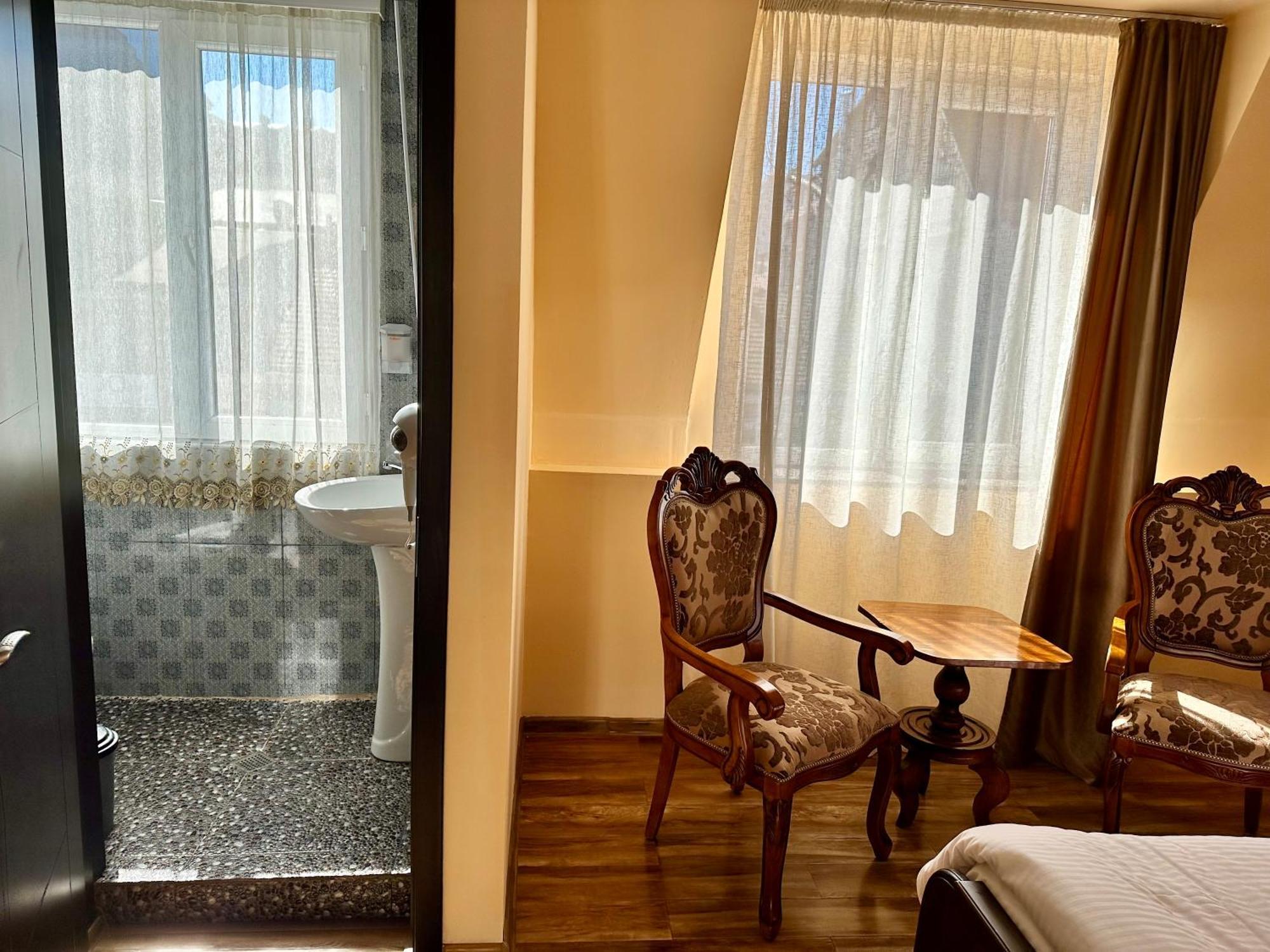 Old Clty Hotel Batum Dış mekan fotoğraf